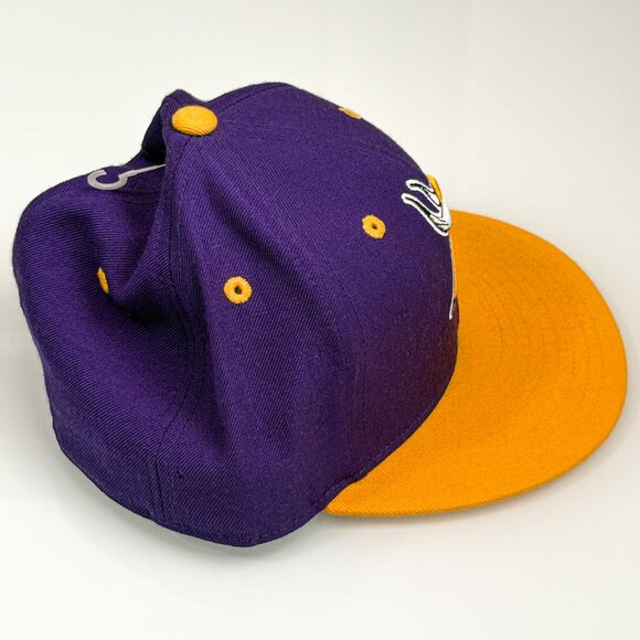 Mitchell & Ness Minnesota Vikings 2 Tone Fitted Hat Cap NFL 7 1/4 - Picture 4 of 9
